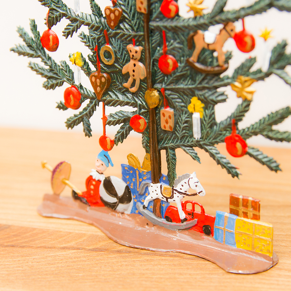 大きなツリーとプレゼント【錫のクリスマス飾り】